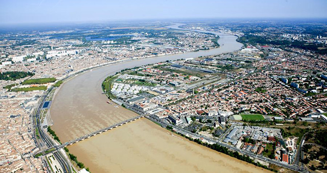 Le port  de Bordeaux facilite l’implantation de nouvelles activités industrielles